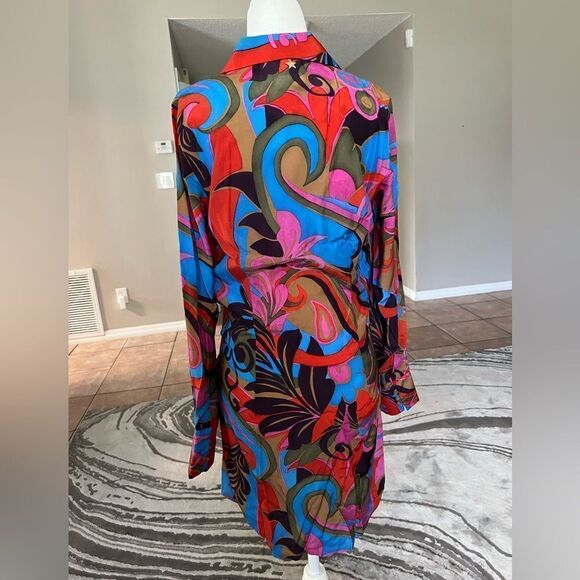 Souvenir Floral Mini Button Down Shirt Dress - Picture 4 of 16